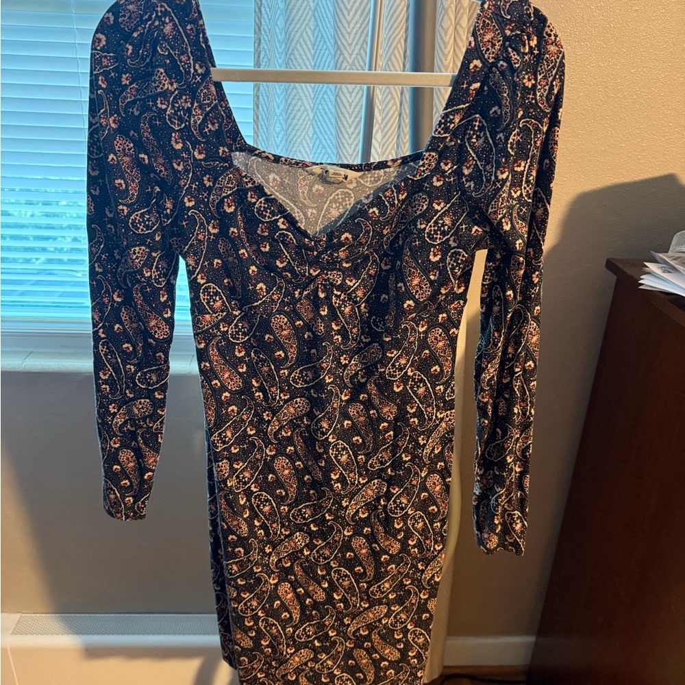 Boden Black and White Paisley Long Sleeve Dress
